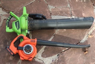 black_decker_lsw20_sweeper_2021-01_8767_320p.jpg