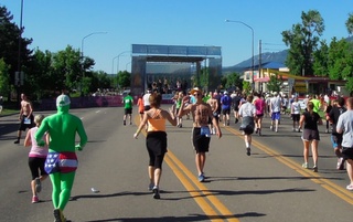 bolder_boulder_2012_13.jpg