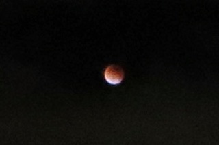 lunar_eclipse_2015-09-27.jpg