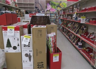 michaels_after_christmas_clearance_sale_70p_2017_7614.jpg
