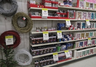 micheals_after_christmas_clearance_sale_70p_2017_7615.jpg