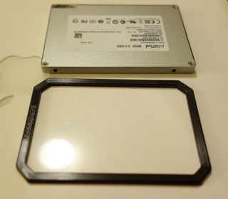macbook_mc516_ssd_change_03.jpg
