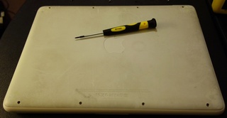 macbook_mc516_ssd_change_05.jpg
