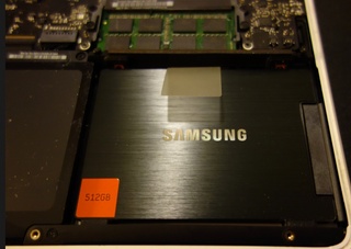 macbook_mc516_ssd_change_07.jpg